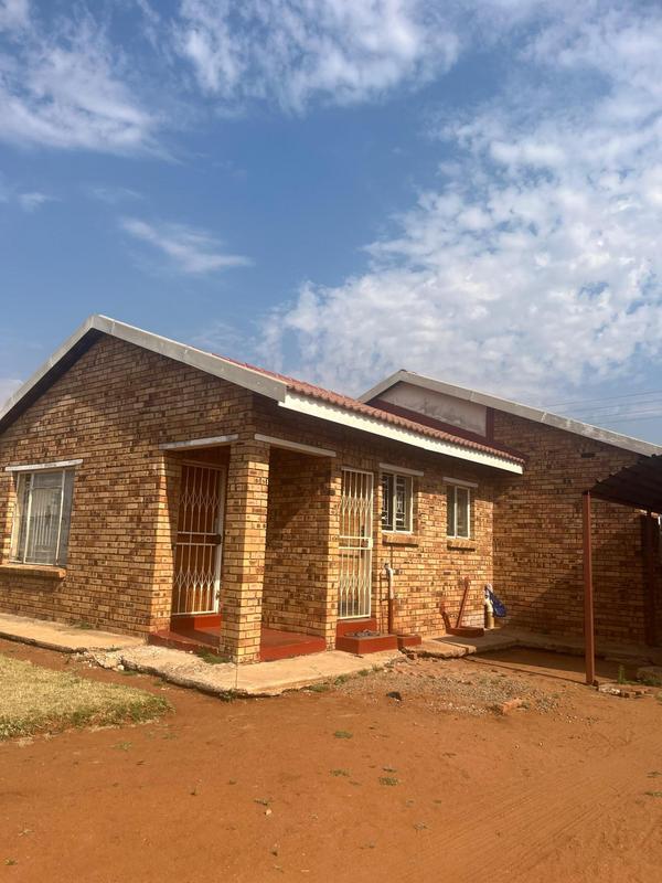 3 Bedroom Property for Sale in Mmabatho 14 North West